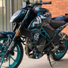 نمای کامل کیت استیکر CFMOTO CF250NK طرح Punisher Lightning